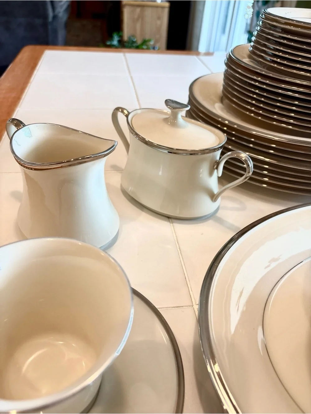 Lenox Solitaire dinnerware for 8